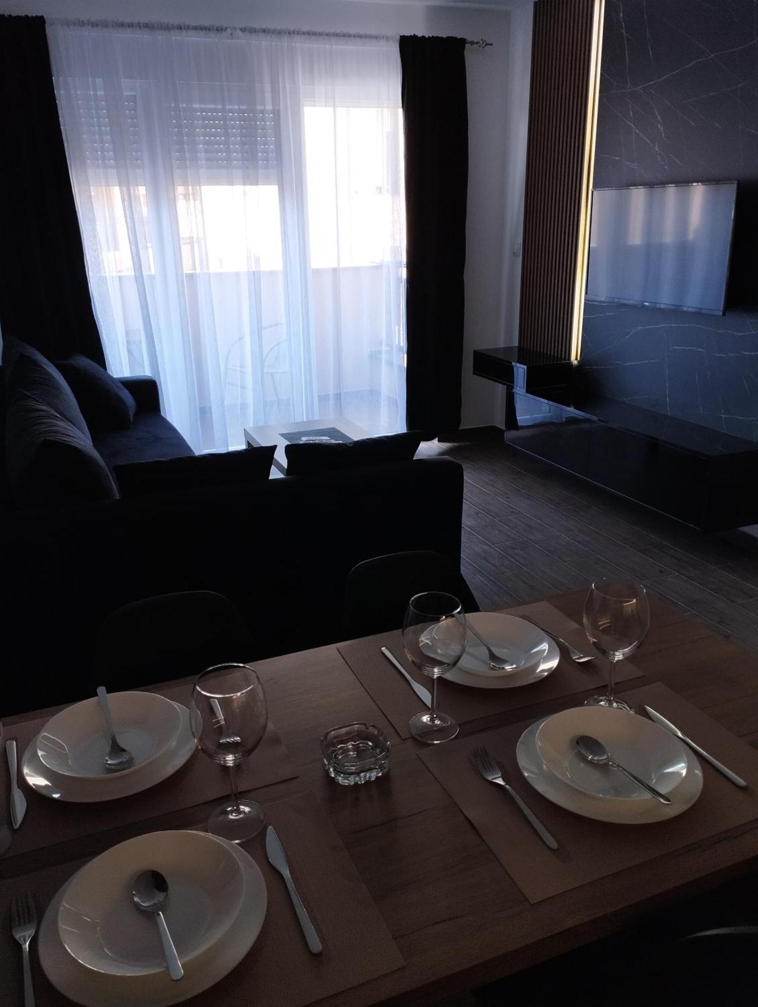 Apartment With Pool Veliko Gradište Екстериор снимка